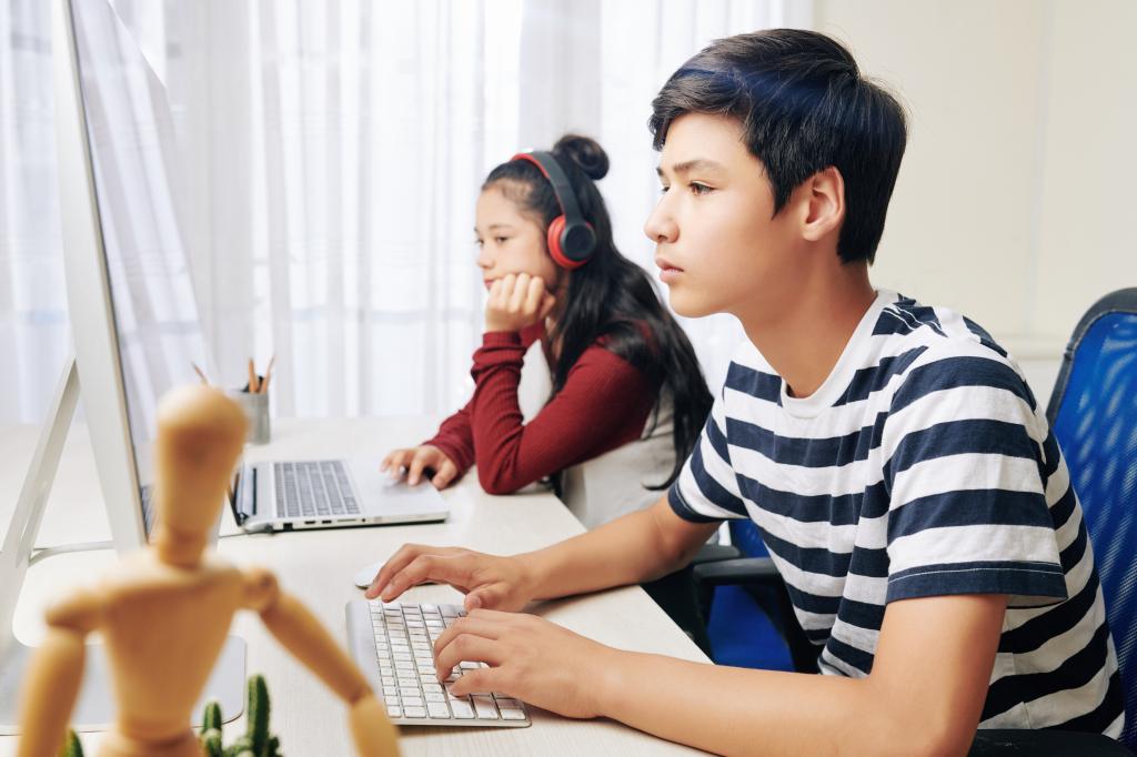 E-Learning in the Industrial Revolution 4.0