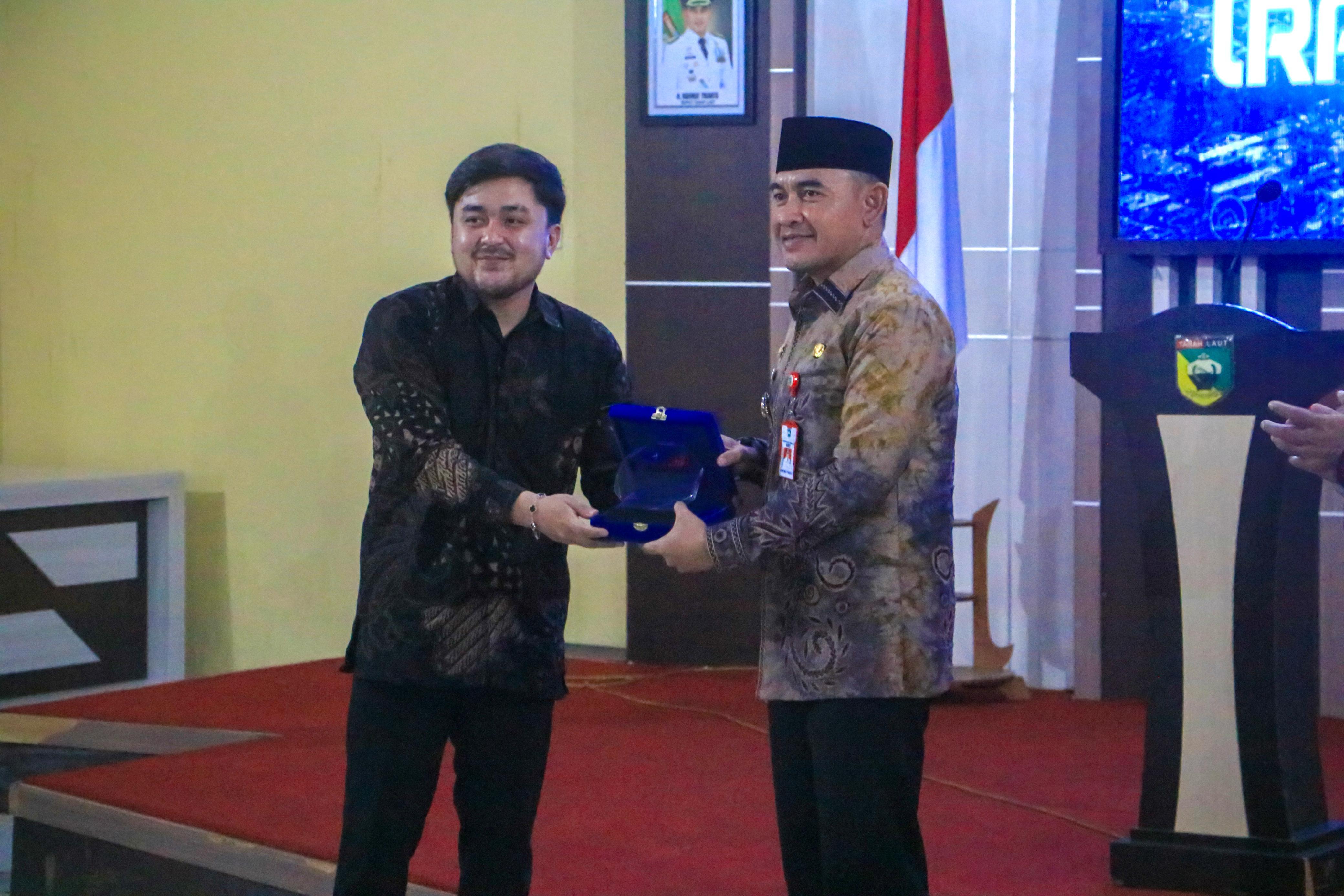 PT Jasnita Telekomindo Tbk. Supports the Launch of Integrated Emergency Service Raza Lakas 112 in Tanah Laut Regency
